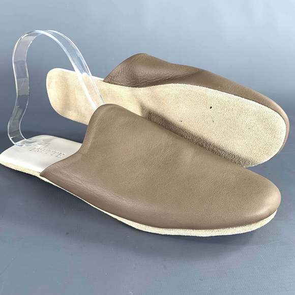 FRETTE Grey Taupe Leather Slippers Loafers - Picture 5 of 9